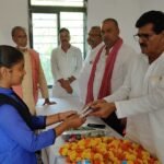 जरूरतमंदों तक बेहतर स्वास्थ्य सुविधाएं पहुंचाना सरकार की प्राथमिकता : विश्वामित्र पाठक
