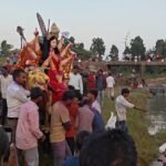 श्रद्धा और भक्ति के साथ सरांव नदी में हुआ दो दुर्गा प्रतिमाओं का विसर्जन, भक्तों ने दी भावभीनी विदाई