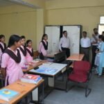 रीवा कमिश्नर ने कन्या शिक्षा परिसर का किया निरीक्षण, व्यवस्थाओं में सुधार के दिए निर्देश
