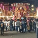 दशहरा चल समारोह में चले चाकू, एक घायल
